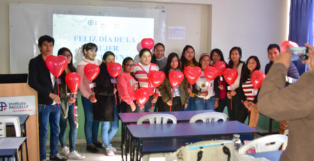 Celebrando el día de la mujer paccellyna en el instituto paccelly 4