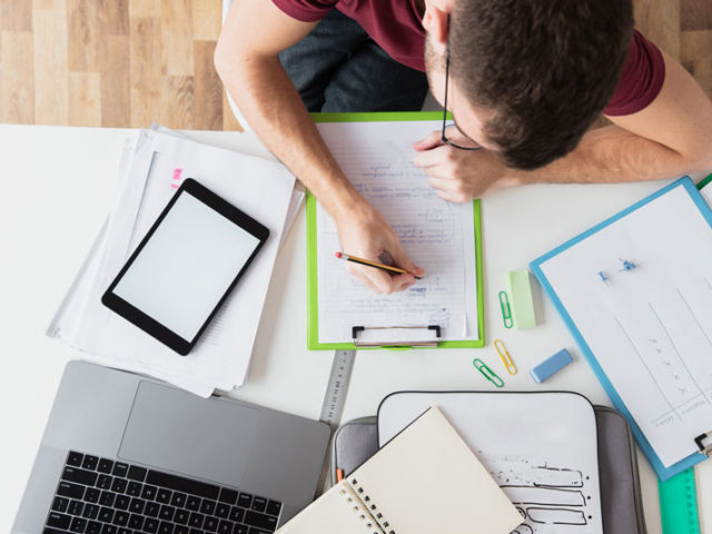 estudiar en un instituto